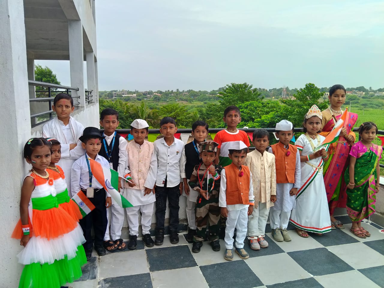 School life and celebrations — photograph 2