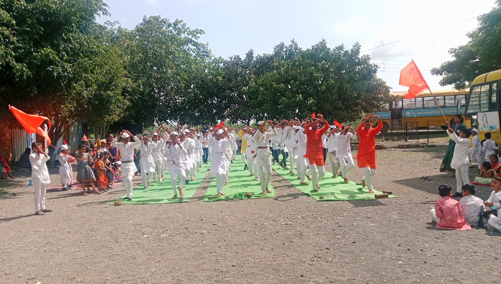 School life and celebrations — photograph 3